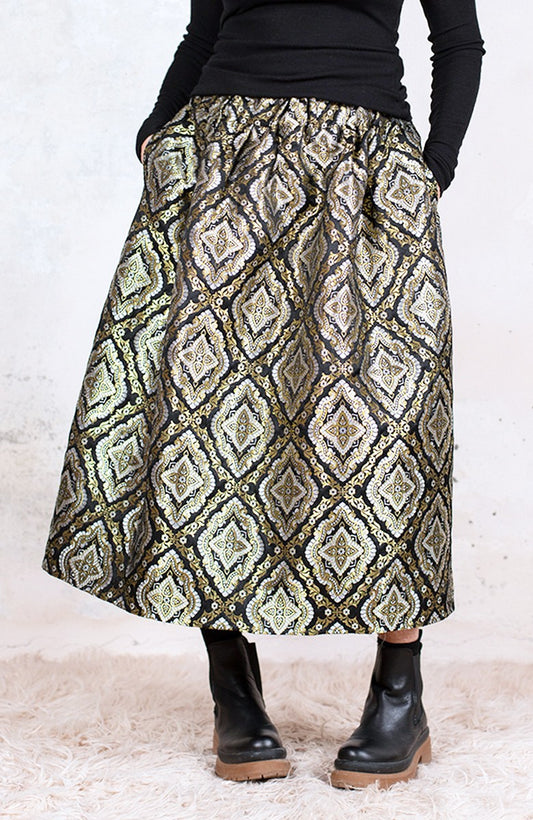 BROCADE TRAVEL SKIRT