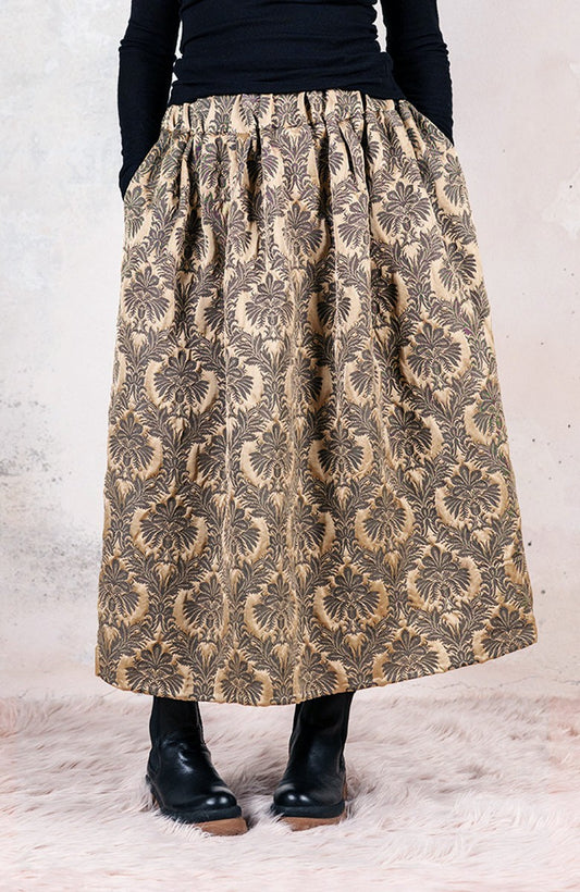 GRAPHIC BROCADE TRAVEL SKIRT