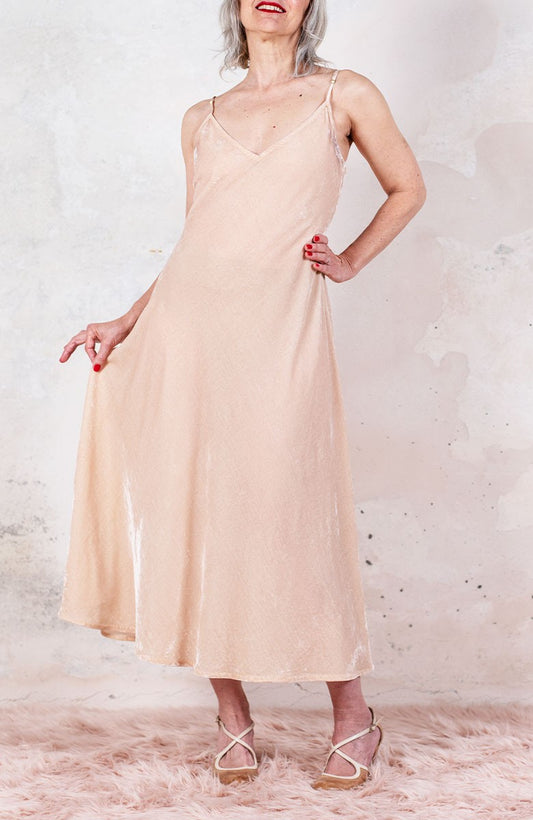 JAPAN HYBRID VELVET PERFECTA DRESS