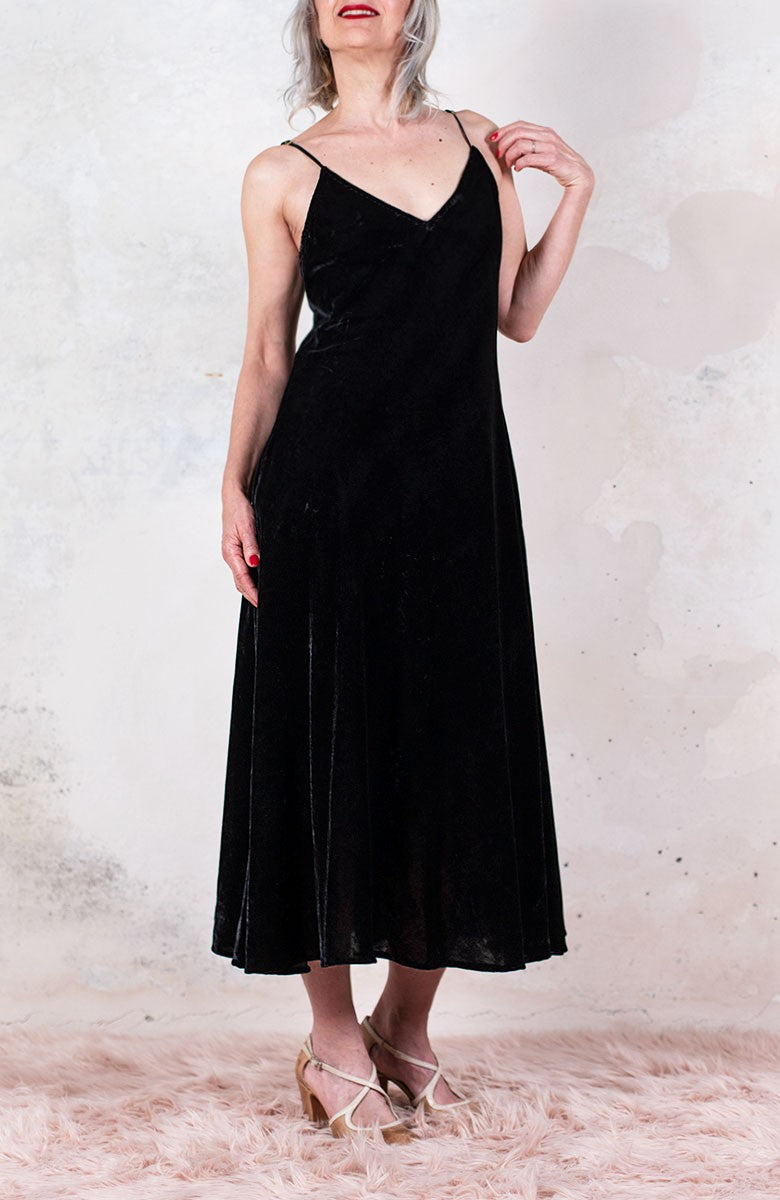JAPAN HYBRID VELVET PERFECTA DRESS