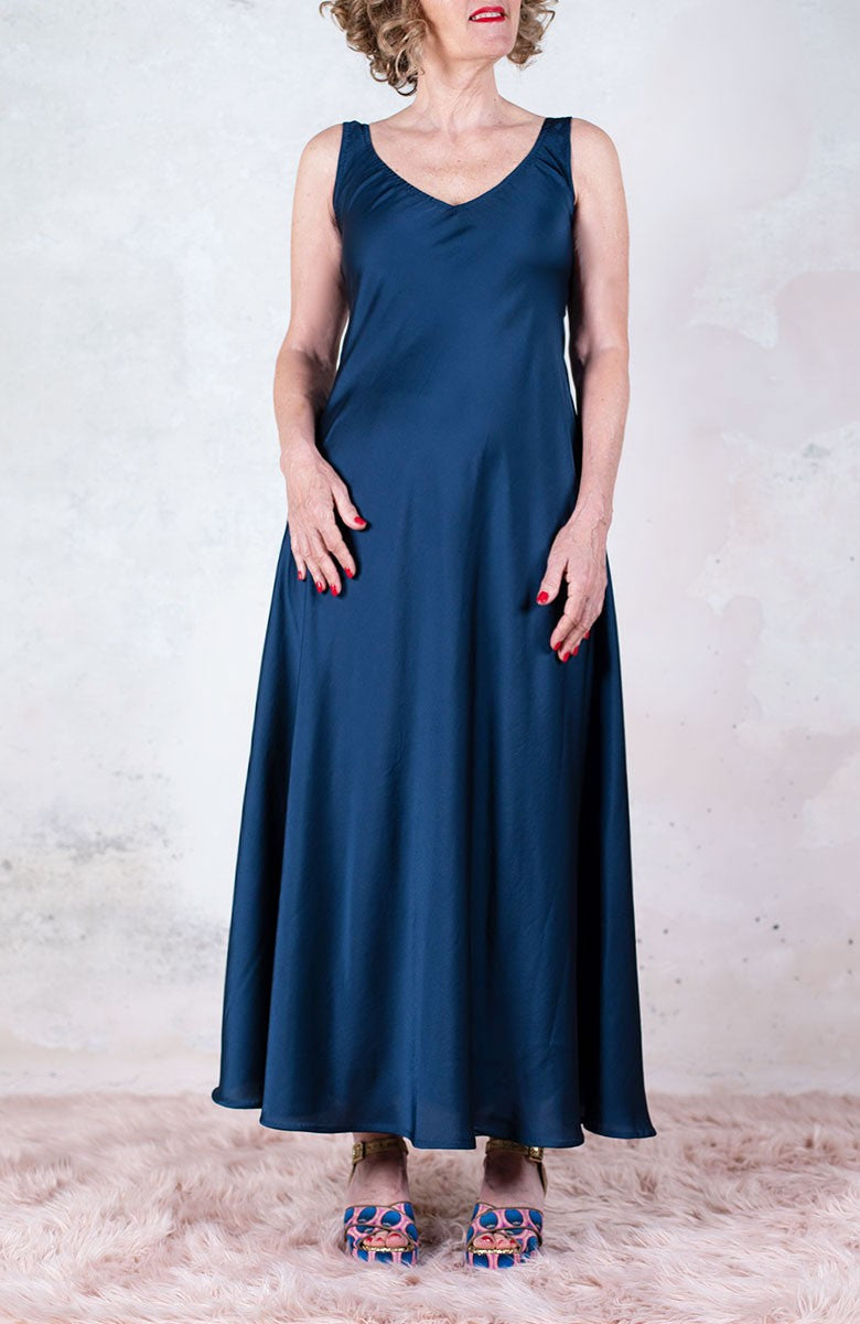 NIRVANA LONG PERFECTO DRESS