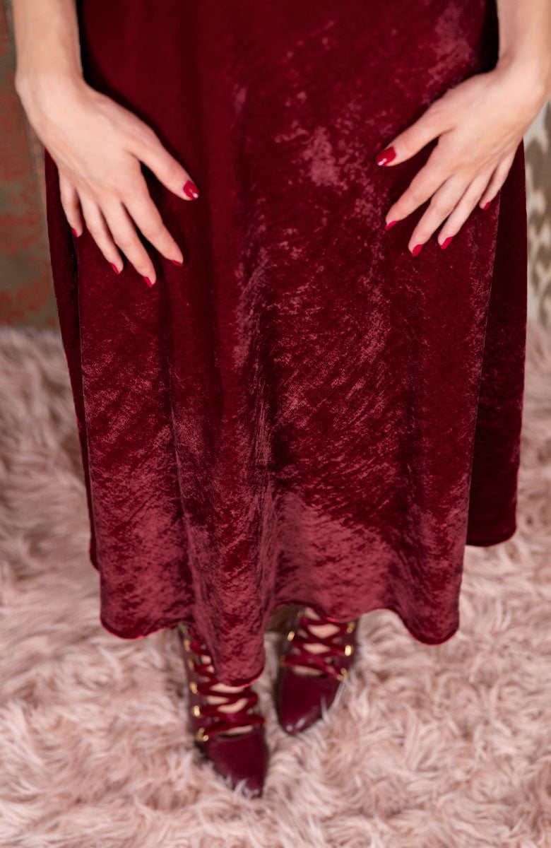 VELVET PETTICOAT ON DEMAND