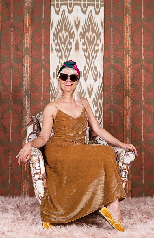 VELVET PETTICOAT ON DEMAND