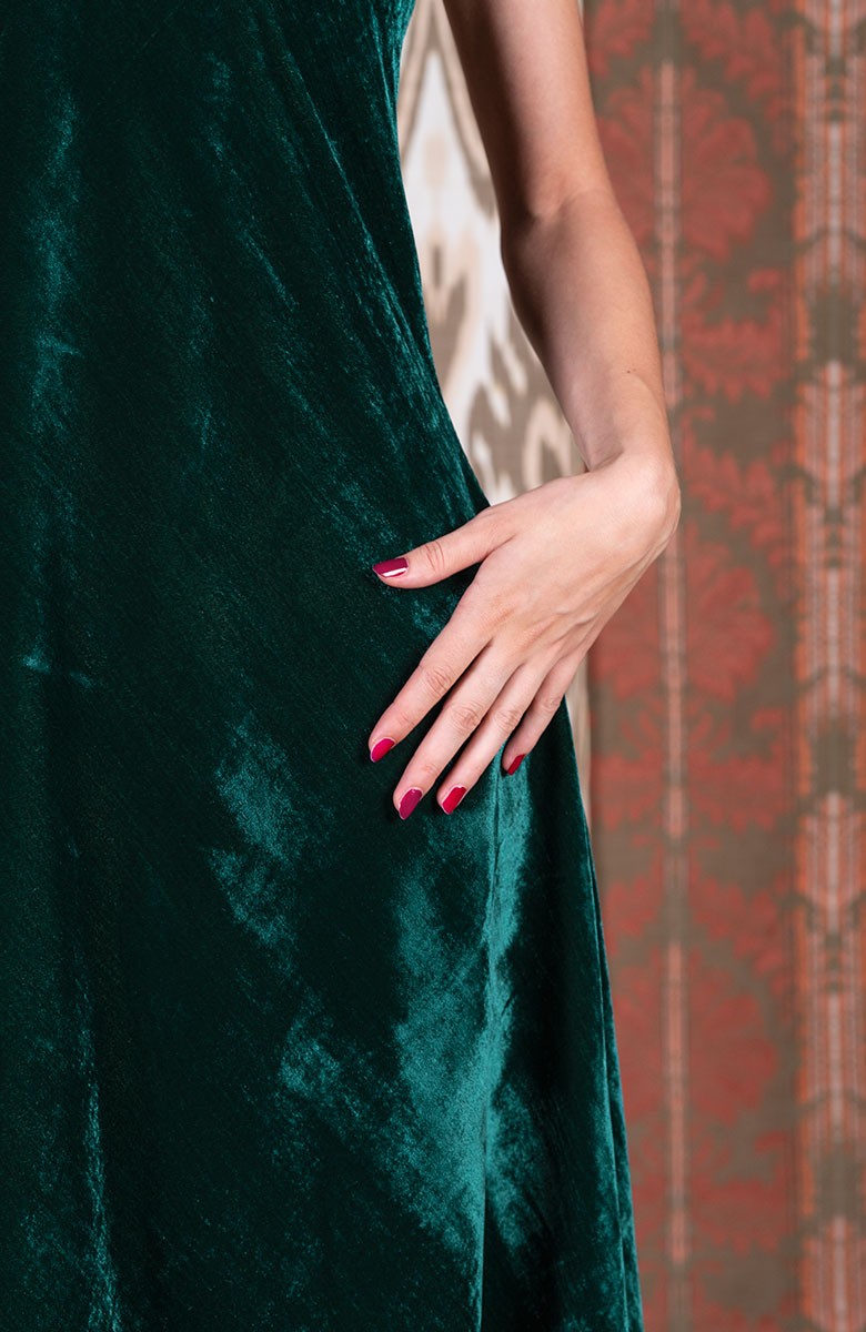 VELVET PETTICOAT ON DEMAND