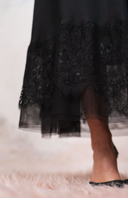 LACE PERFECTO DRESS