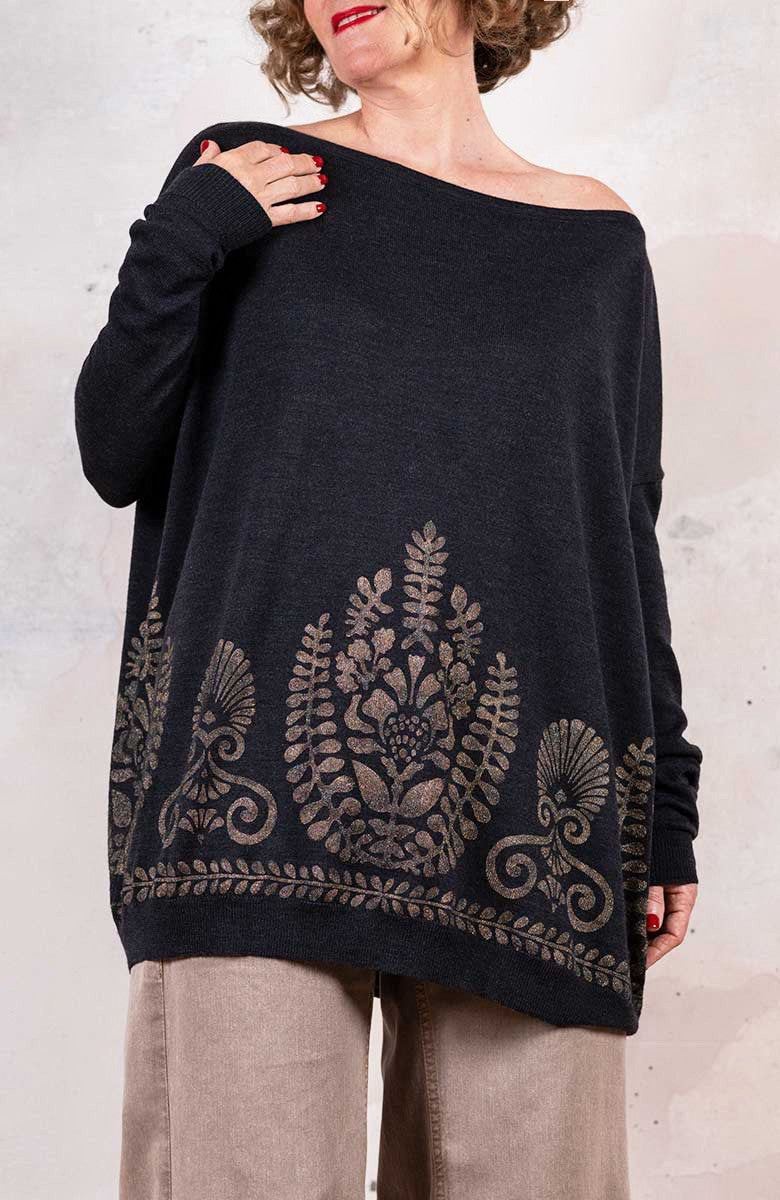 PAINTED OVERAGIO SWEATER