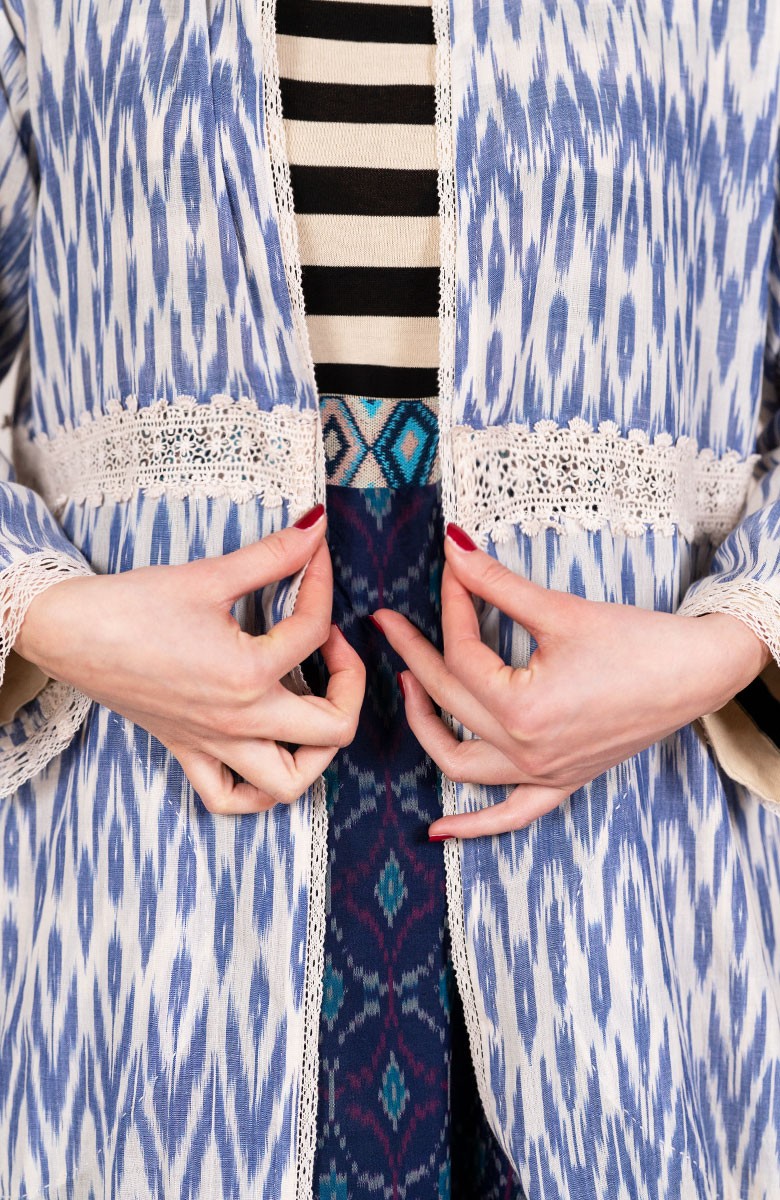 IKAT TRAVEL COAT