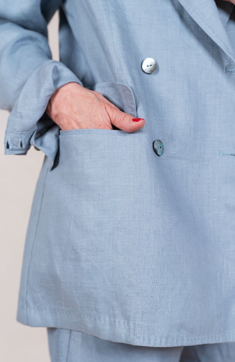 LINEN TRAVEL JACKET