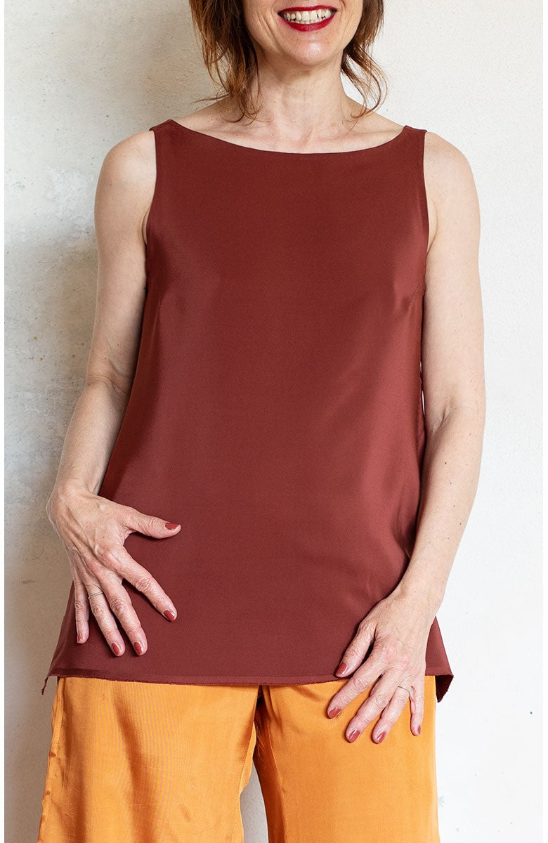 DOUBLE TRAVEL TOP