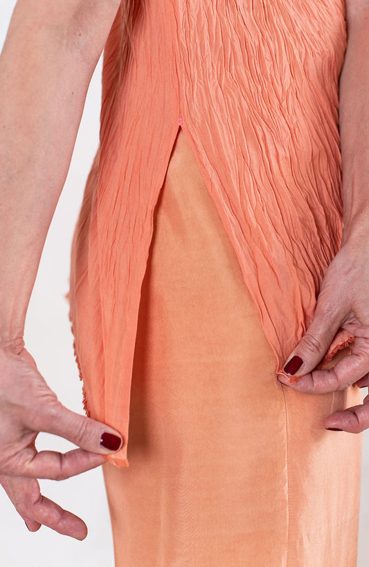 RUFFLED TOP WITH A LOVELY NECKLINE