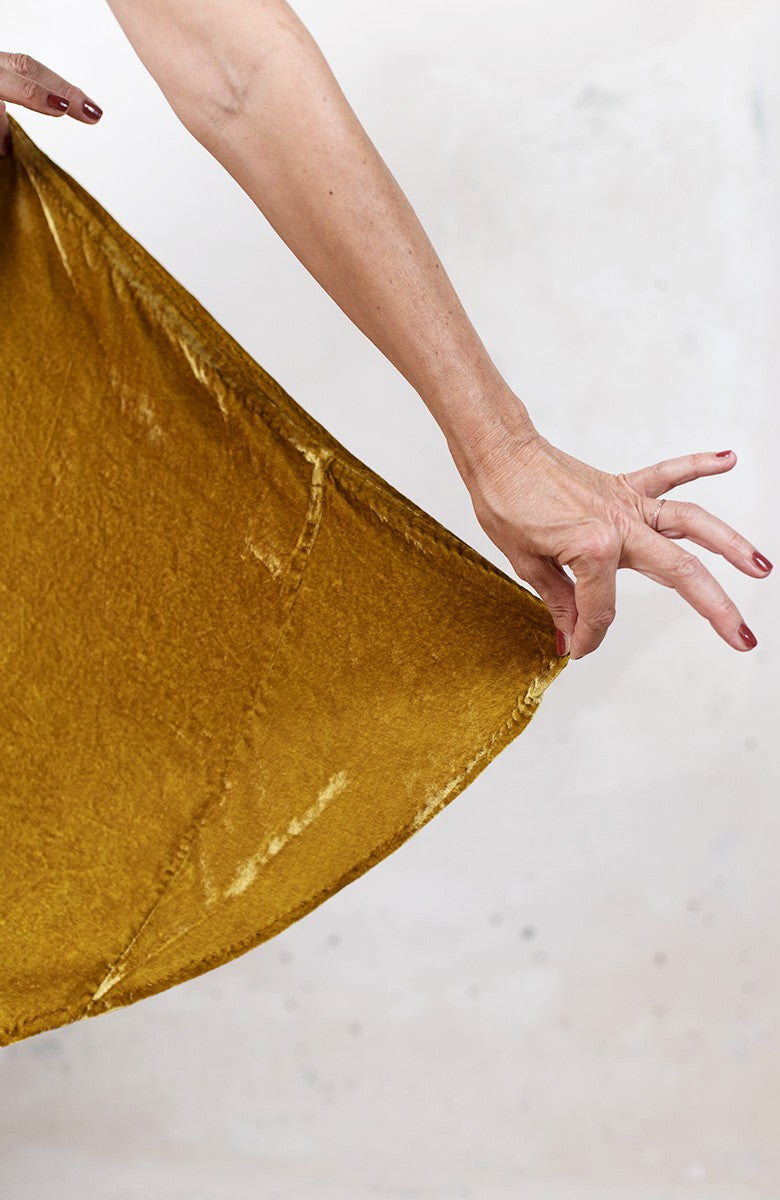 HYBRID VELVET PERFECTA DRESS