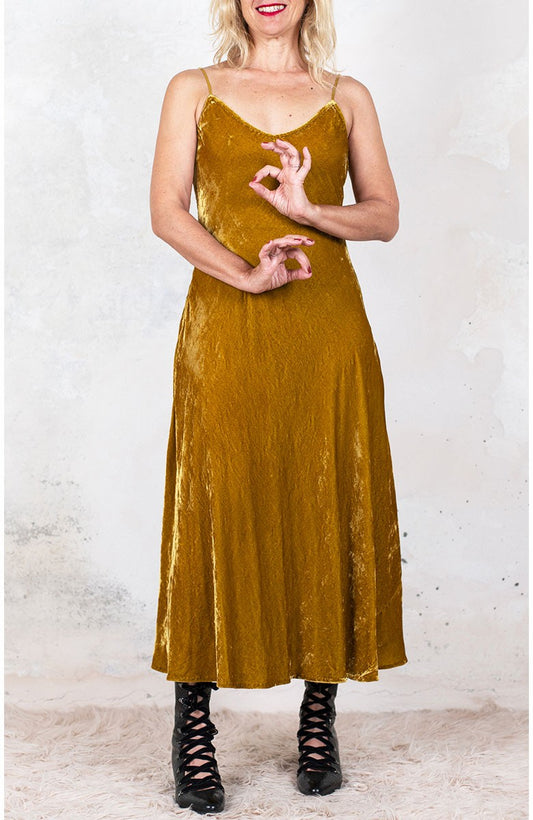 HYBRID VELVET PERFECTA DRESS