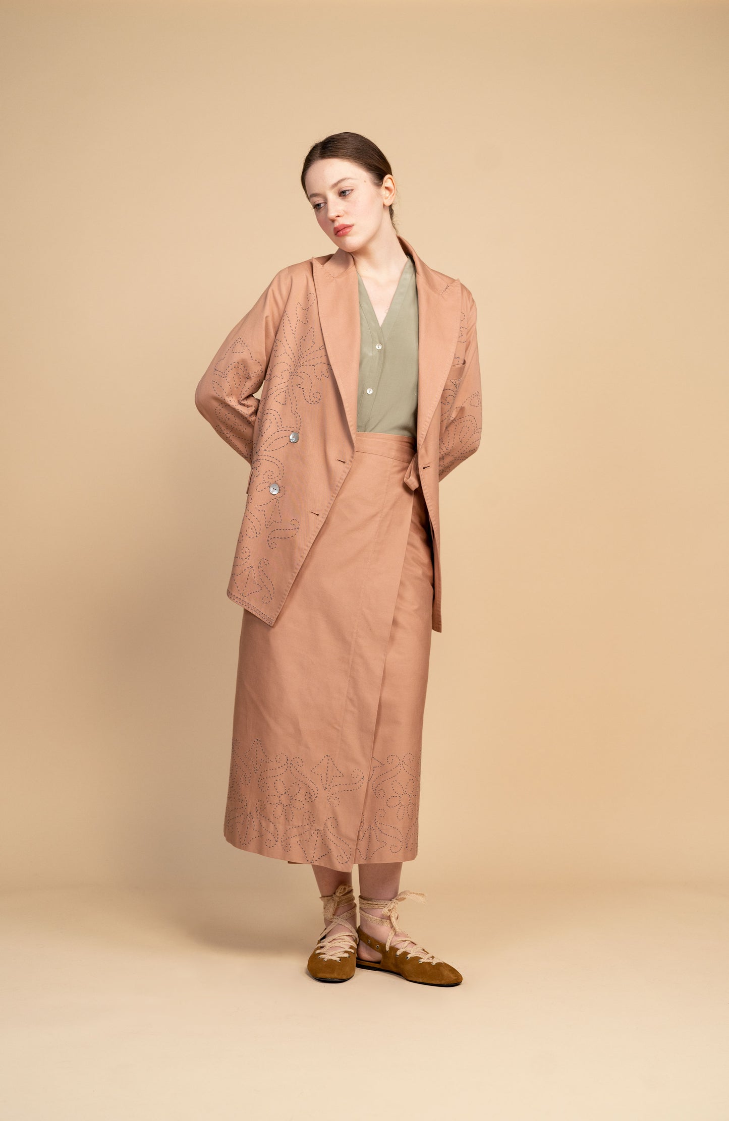 GABARDINA RICAMATA TRAVEL JACKET