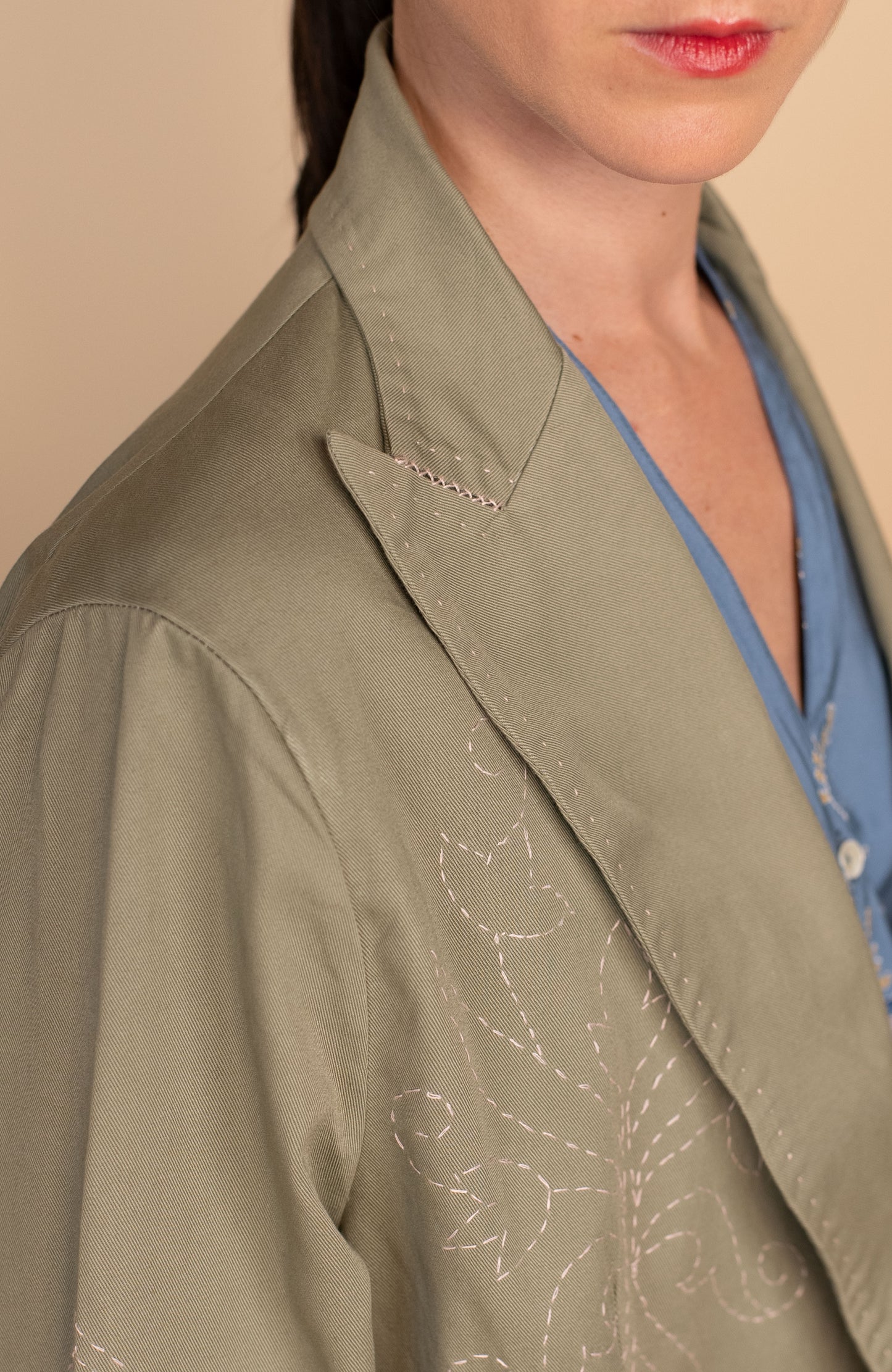GABARDINA RICAMATA TRAVEL JACKET