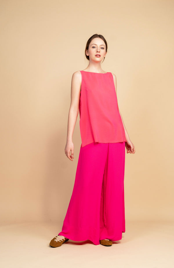 DOUBLE TRAVEL TOP