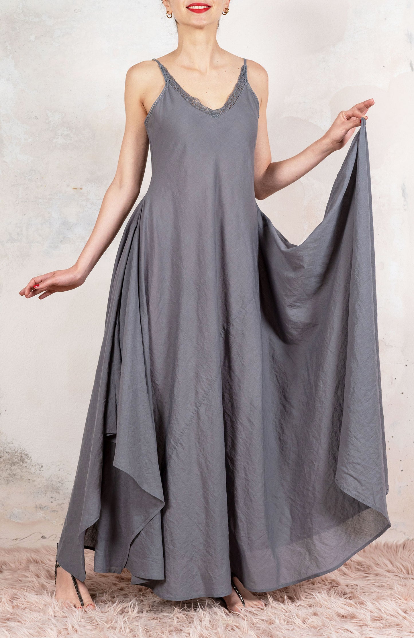 FLYING PETTICOAT DRESS