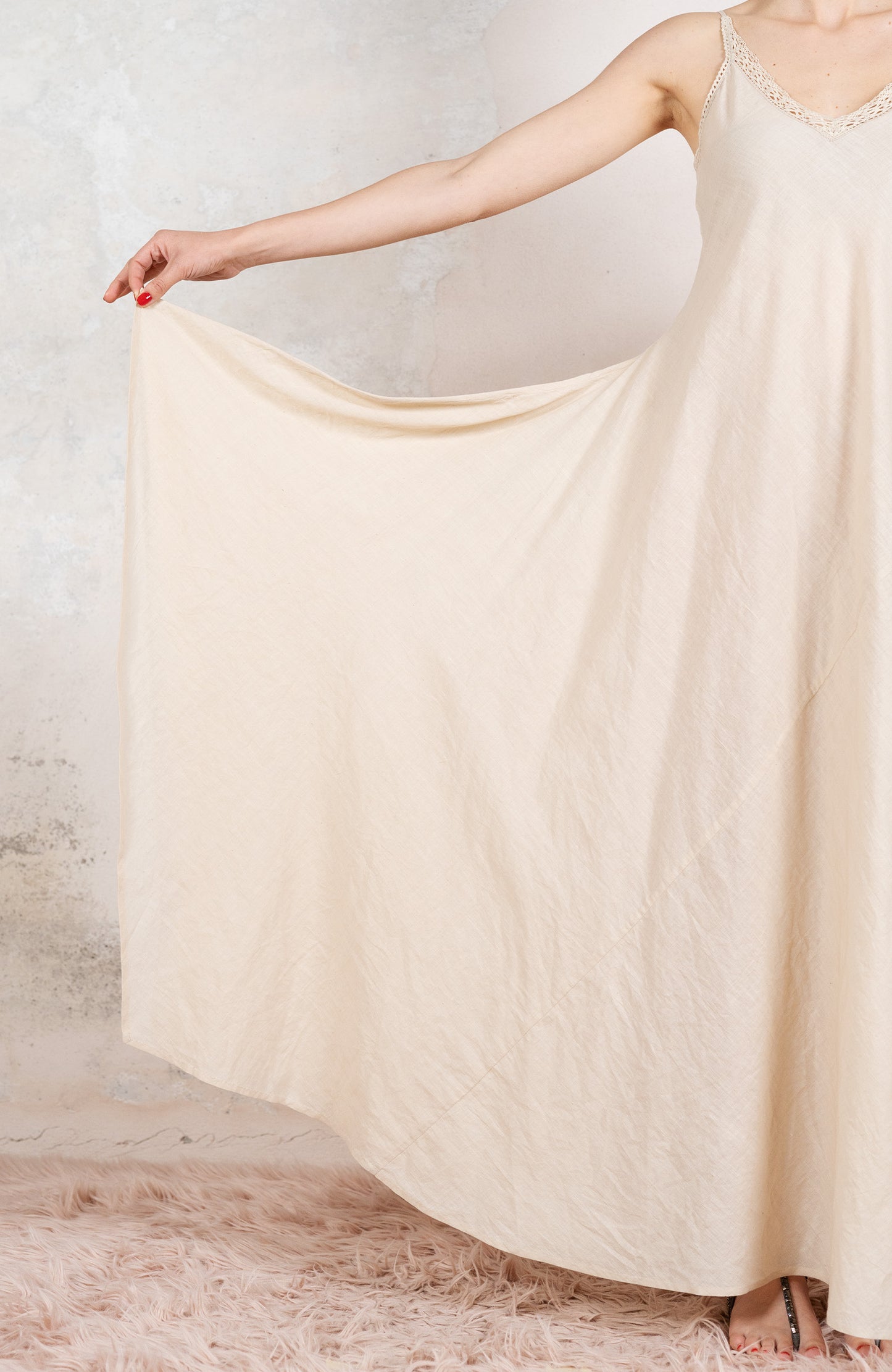 FLYING PETTICOAT DRESS