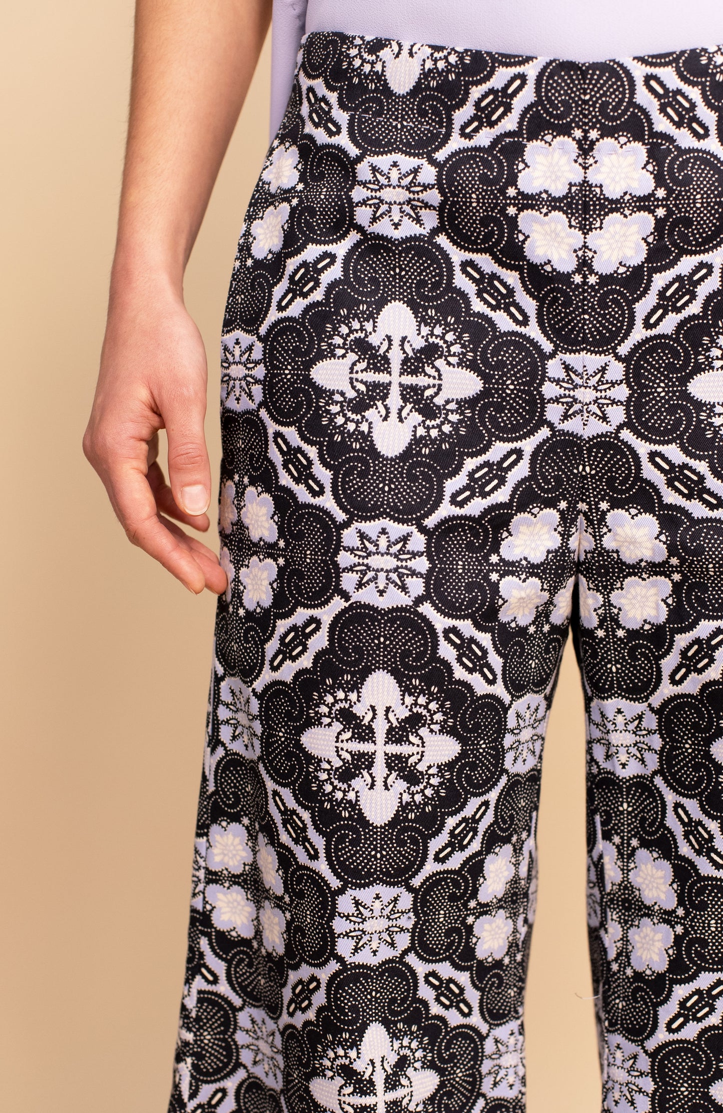 GABARDINE TRUMPET PANTS