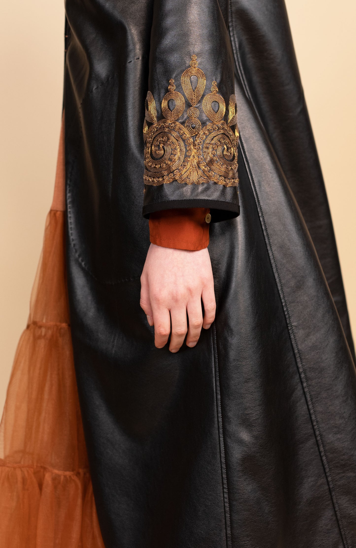 GUSCIO RICAMATO COAT