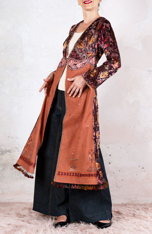 LACE&amp;SCARF V-NECK ENCRUSTED COAT