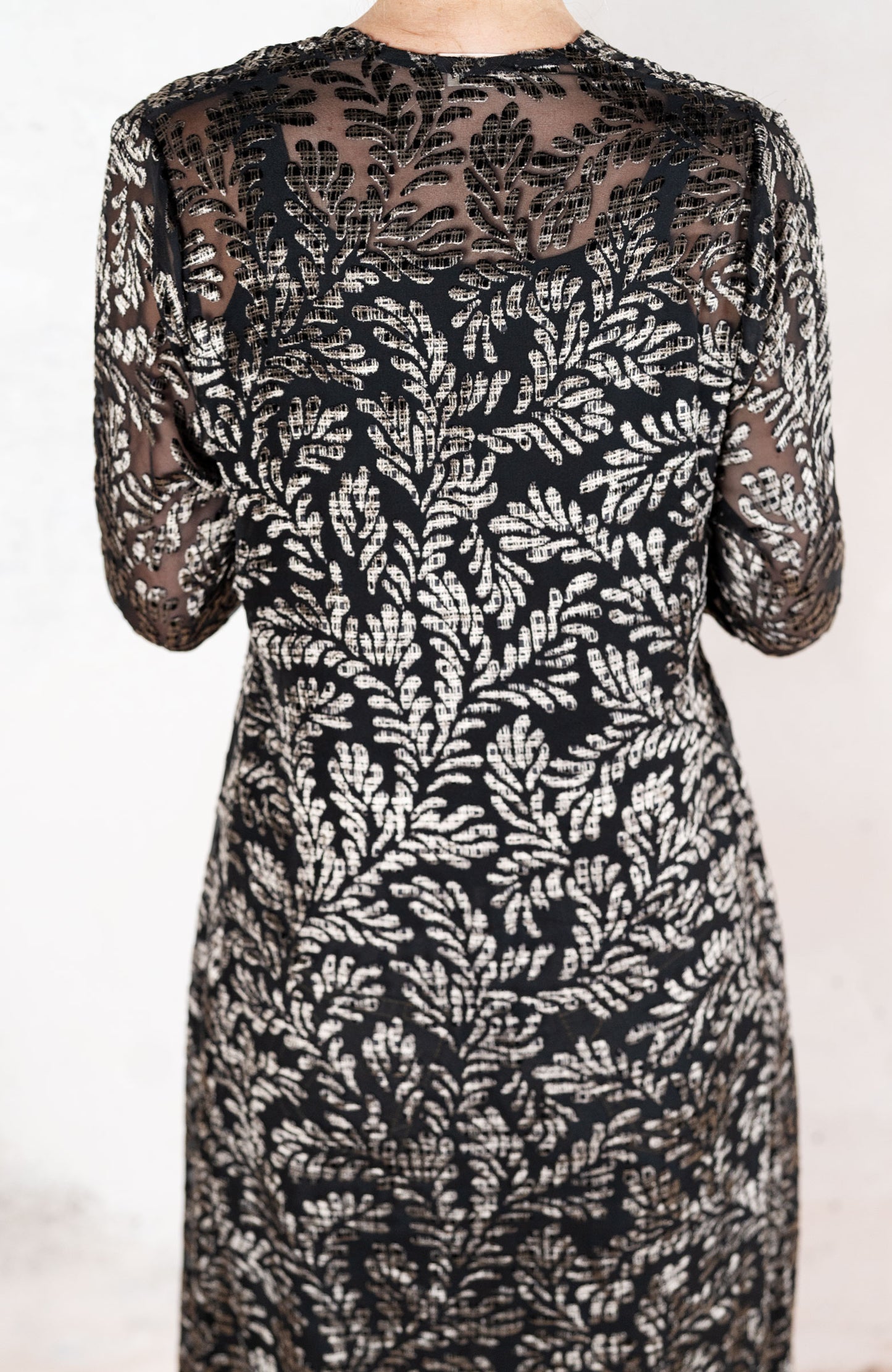 LACE&SCARF V-NECK INCROSTATO COAT