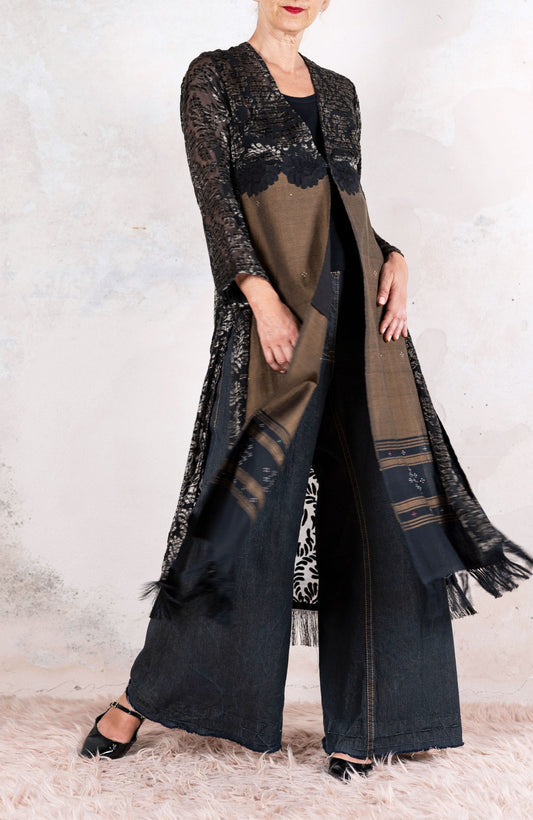 LACE&amp;SCARF V-NECK ENCRUSTED COAT