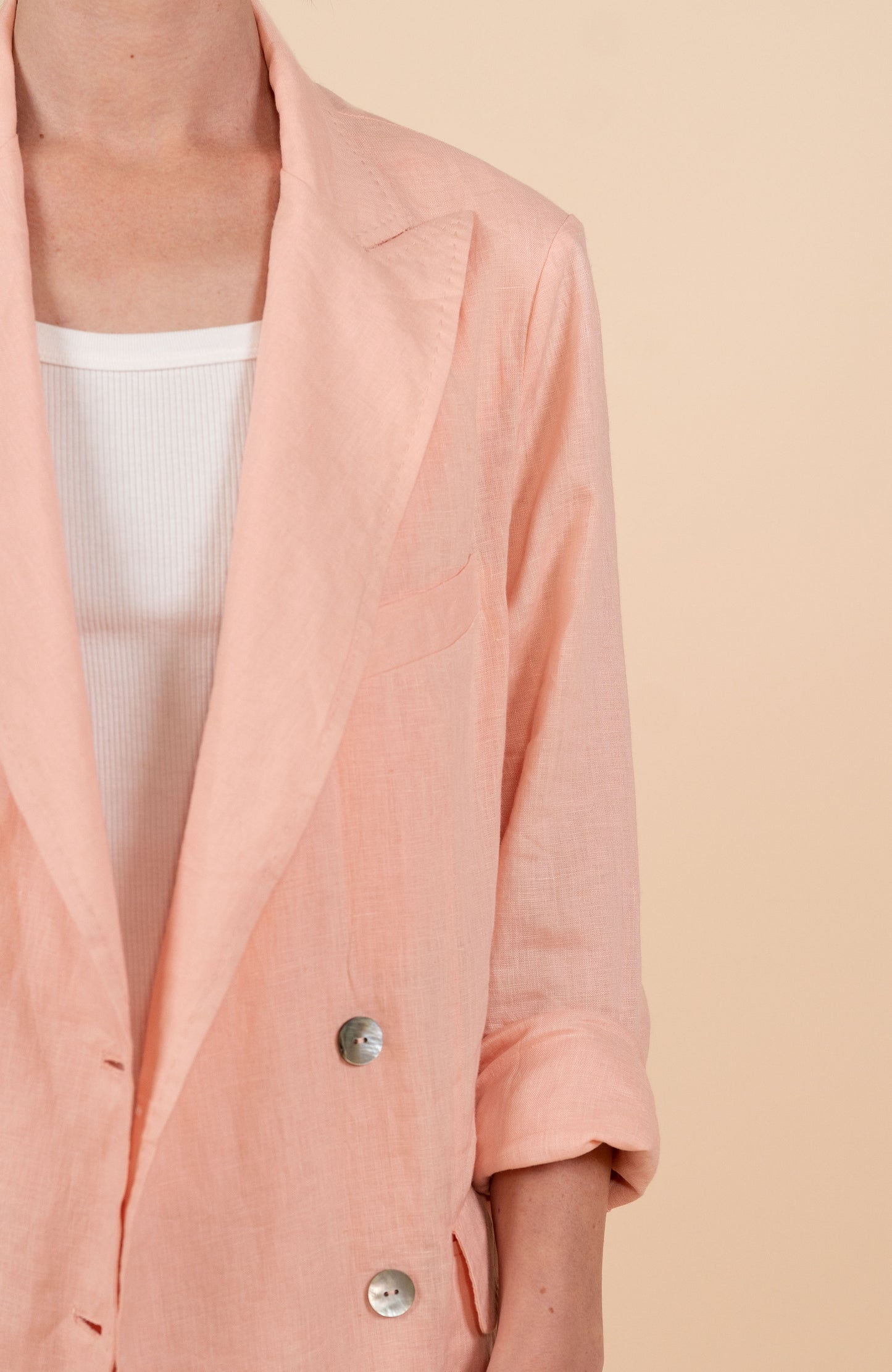 LINEN TRAVEL JACKET
