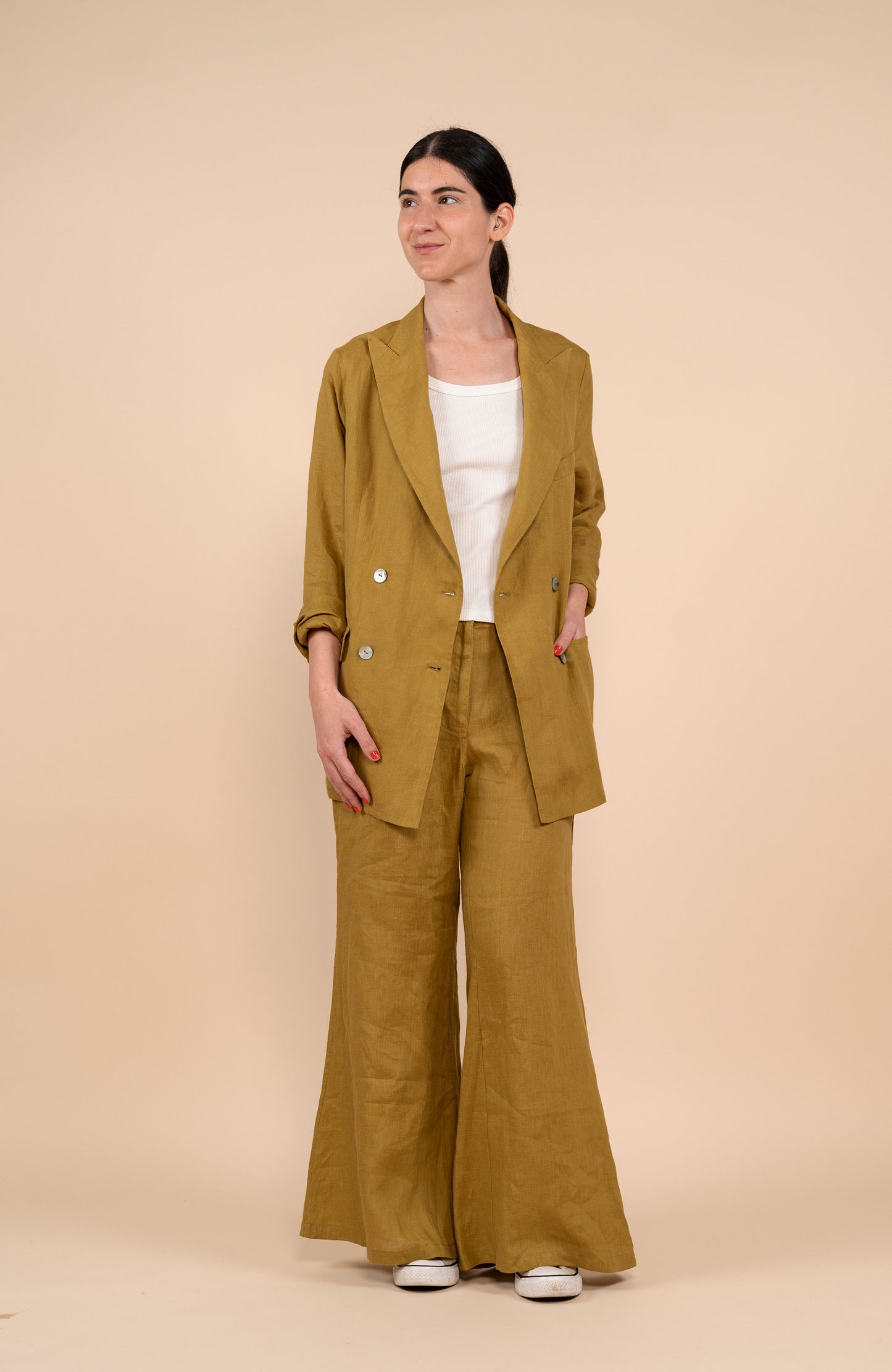 LINEN TRAVEL JACKET
