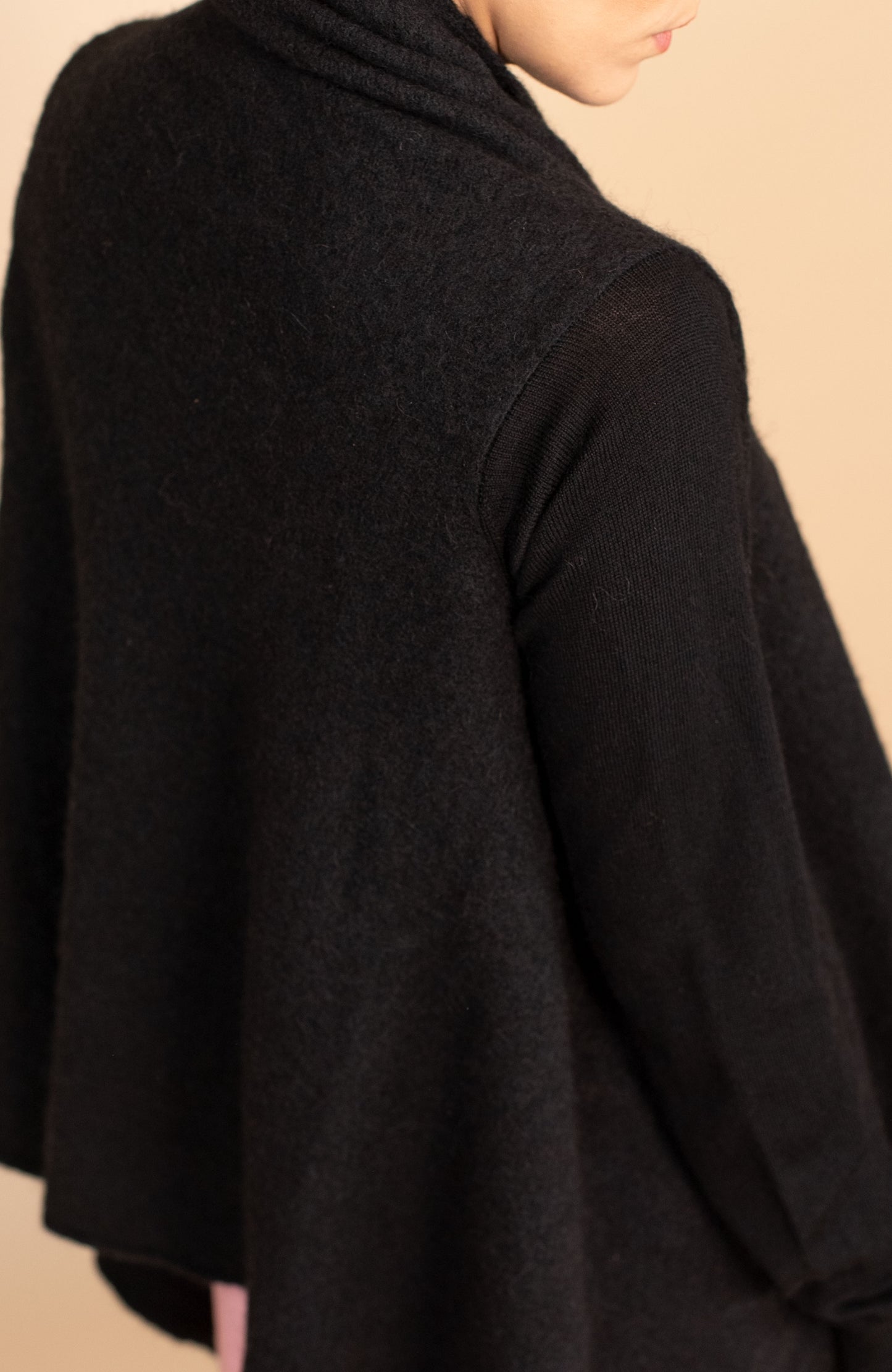 OVERAGIO CARDIGAN