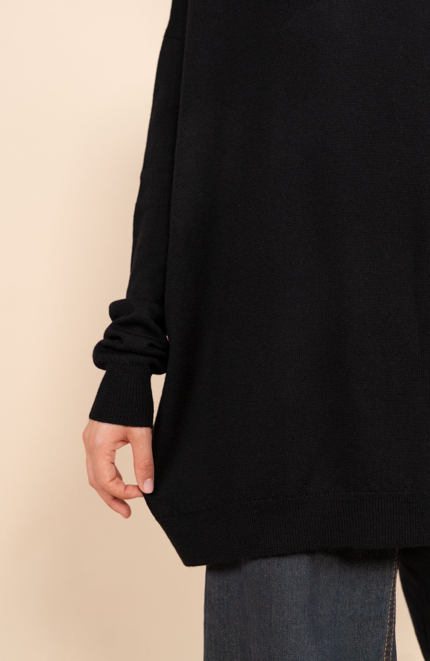 OVERAGIO SWEATER