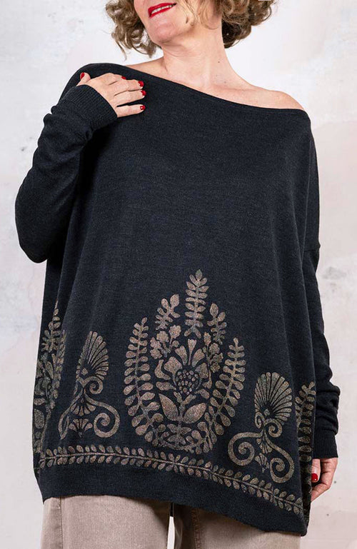 PAINTED OVERAGIO SWEATER