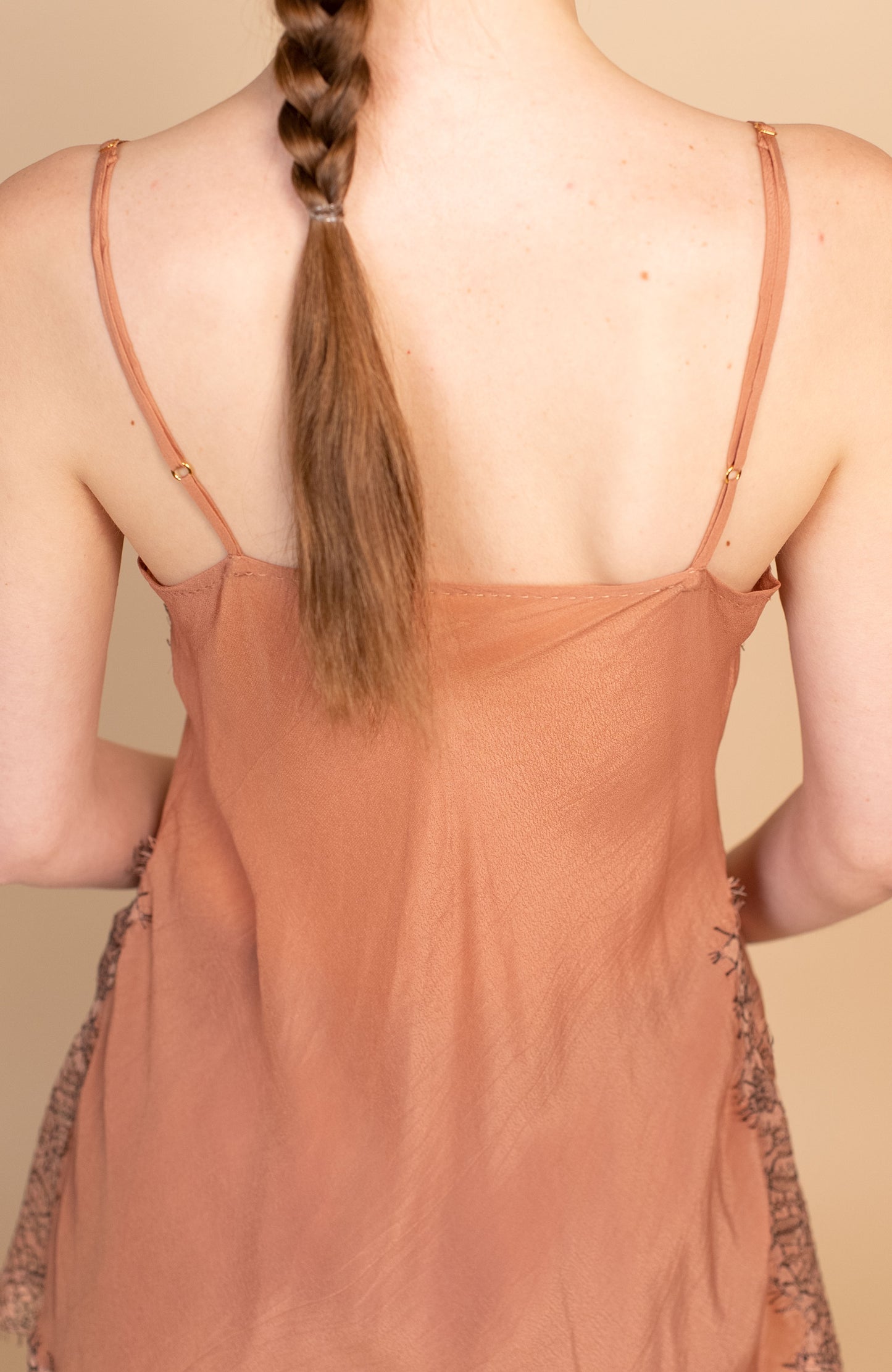 SHORT LACE SOTTOVESTE