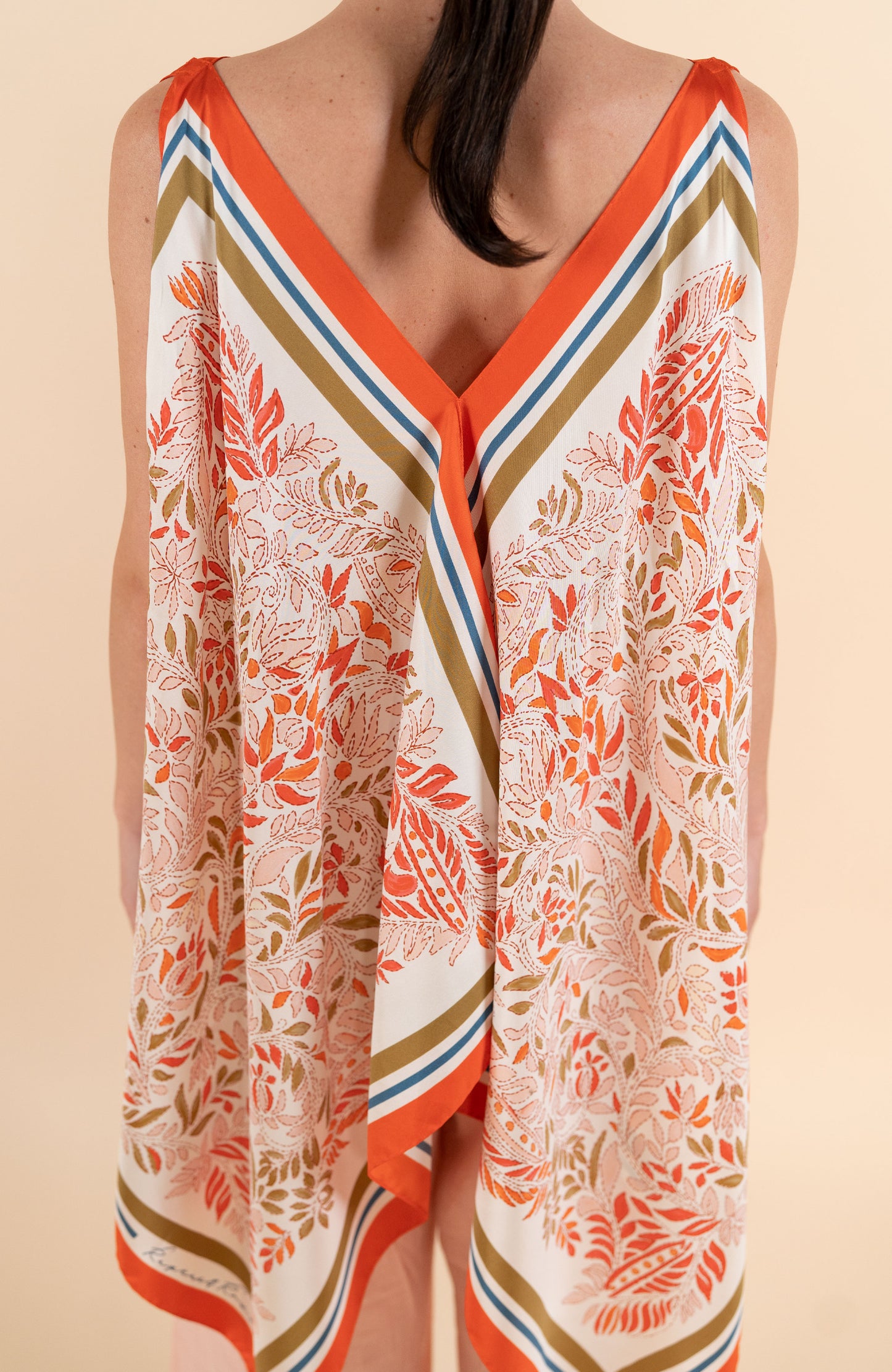 GORGEOUS FOULARD SILK TOP