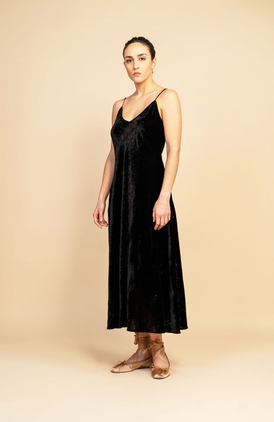 JAPAN HYBRID VELVET PERFECTA DRESS