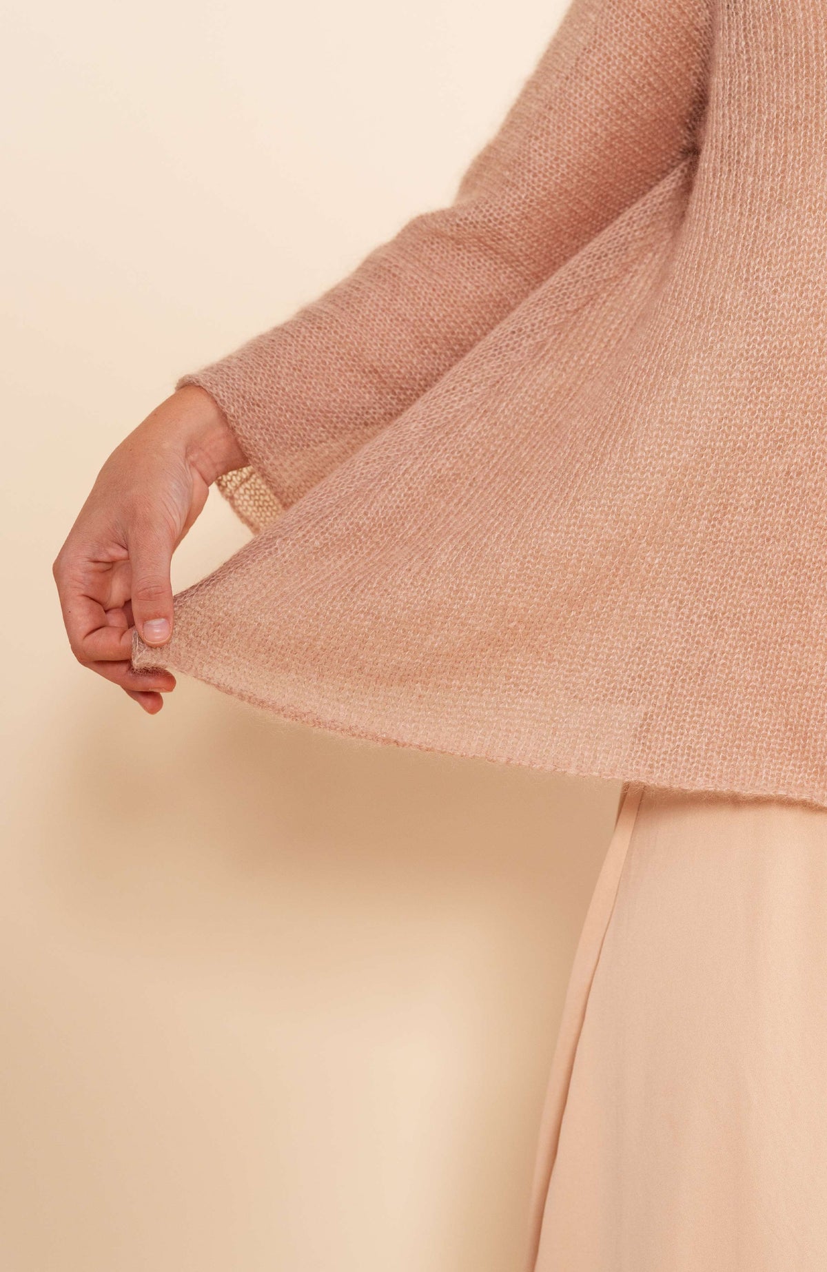 WINTER POETICAL SWEATER