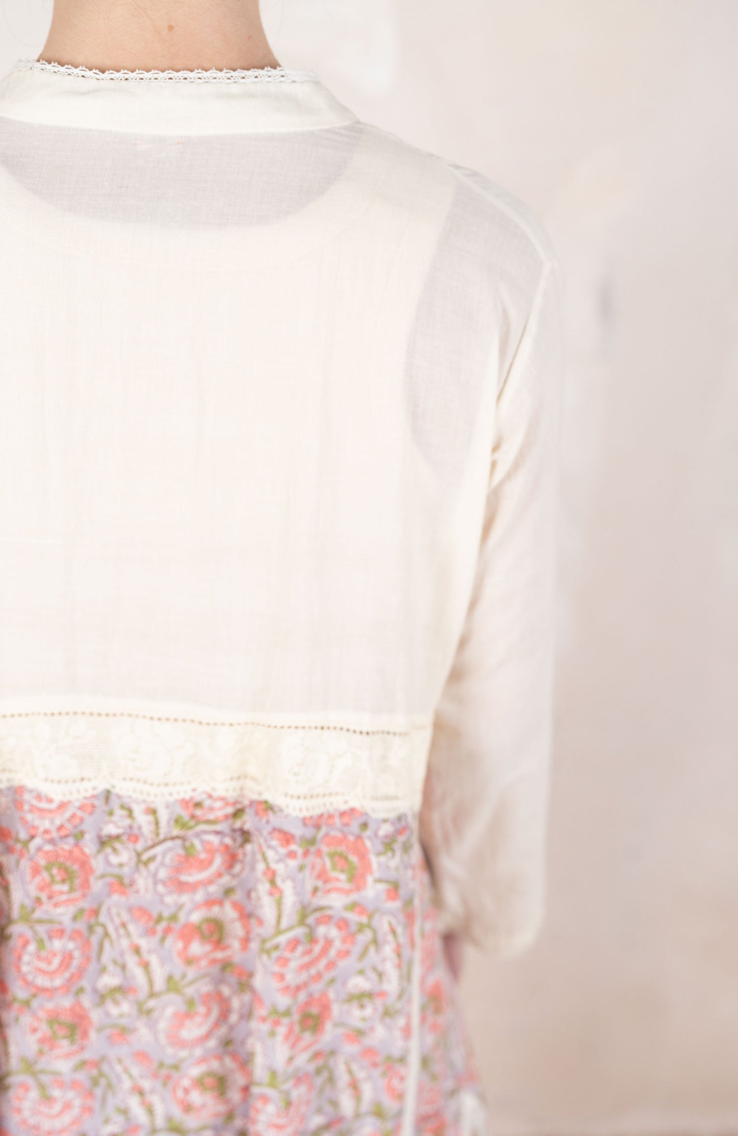 FULL OF INDIA LONG LIGHT COAT