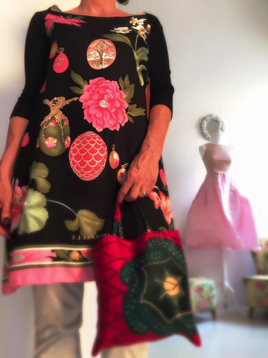 RaptusandRose Inside Atelier Gallery
